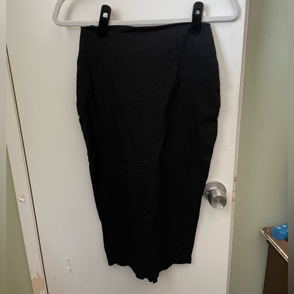 Unique Vintage Kick-Pleat Pencil Skirt | S / 4